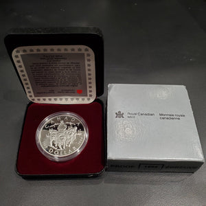 1994 PROOF SILVER DOLLAR - COMMEMORATING THE RCMP NORTHERN DOG TEAM PATROL