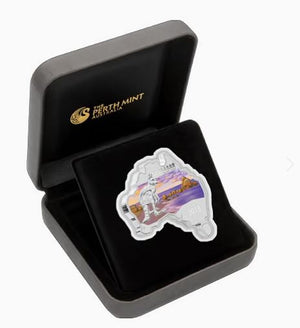 2013 AUSTRALIAN MAP SHAPED KNGAROO FINE SILVER COIN