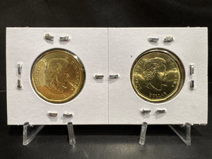 2021 125TH ANNIVERSARY OF THE KLONDLIKE GOLD RUSH IN CARDBOARD 2X2 COLOURED/UNCOLOURED LOONIE (2 PACK)