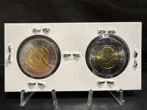 2025 HONOURING CANADA'S UNKNOWN SOLDIER IN CARDBOARD 2X2 COLOURED/UNCOLOURED TOONIE (2 PACK)