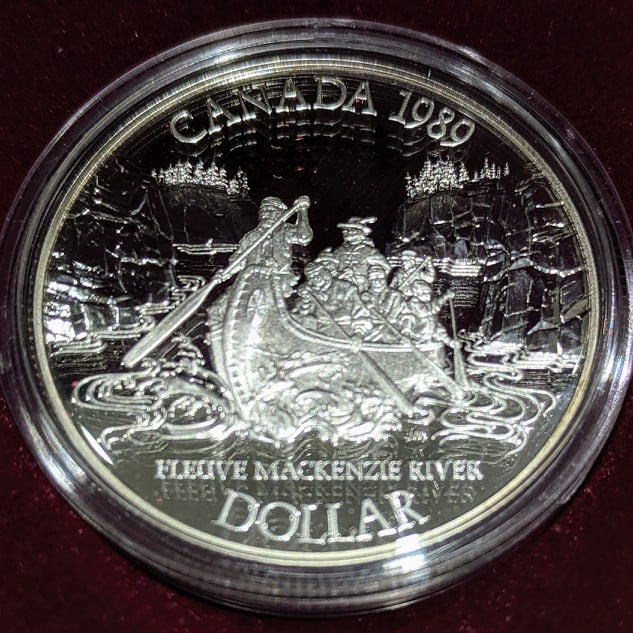 1989 PROOF COMMEMORATIVE SILVER DOLLAR - MACKENZIE RIVER BICENTENNIAL