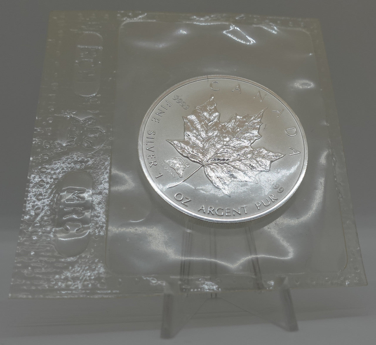 E-TRANSFER ONLY - 2004 1oz $5 MONKEY PRIVY FINE SILVER MAPLE LEAF