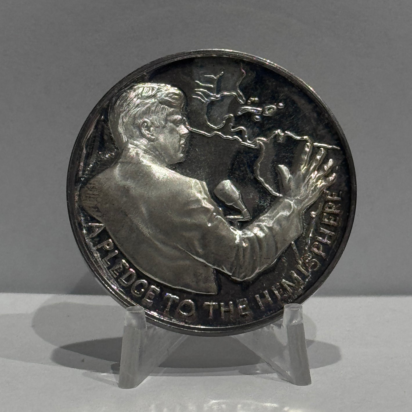 E-TRANSFER ONLY - 1971 1oz LIFE AND LEGACY OF JOHN F. KENNEDY MEDAL: A PLEDGE TO THE HEMISPHERE FINE SILVER