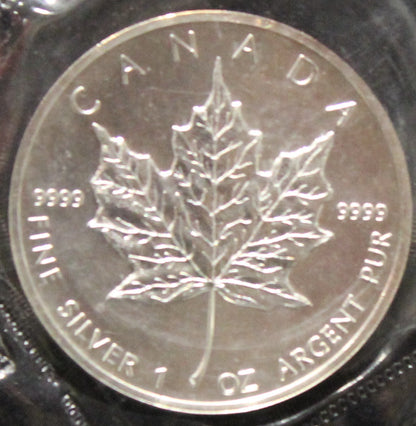 E-TRANSFER ONLY - 1oz. 1988 CANADIAN SILVER MAPLE LEAF COIN