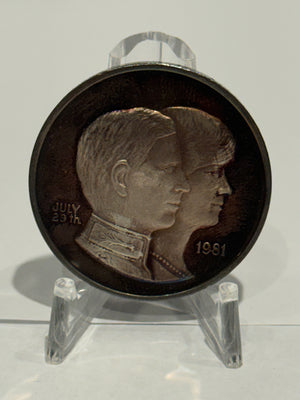 [AUCTION ONLY] 1981 PRINCE CHARLES & PRINCESS DIANA WEDDING FINE SILVER COMMERATIVE