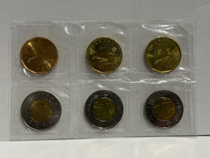 [AUCTION ONLY] 2012 CIRCULATION COINS AND TEST TOKENS SET