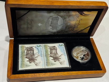 [AUCTION ONLY] 2004 THE MAJESTIC MOOSE $5 LIMITED-EDITION STAMP AND COIN SET