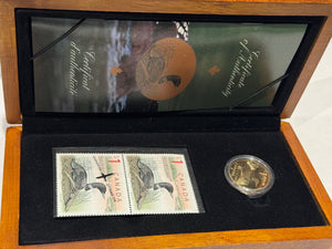 [AUCTION ONLY] 2004 THE ELUSIVE LOON $1 LIMITED-EDITION STAMP AND COIN SET