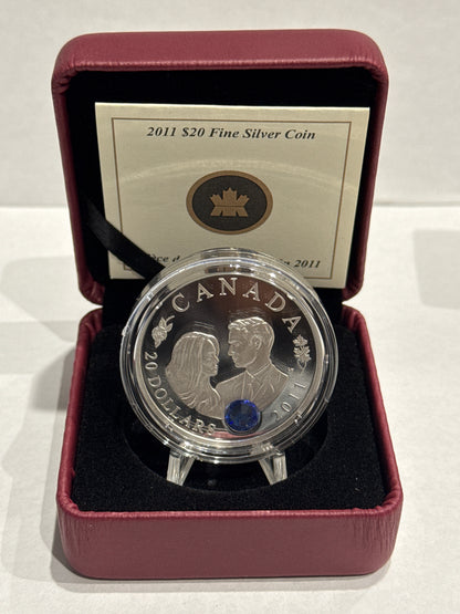 [AUCTION ONLY] 2011 $20 H.R.H. PRINCE WILLIAM AND CATHERINE MIDDLETON FINE SILVER COIN