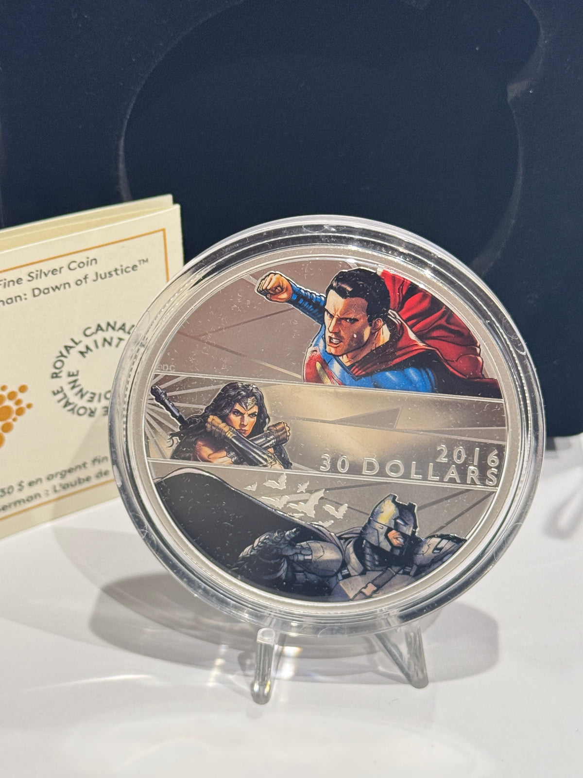 [AUCTION ONLY] 2016 $30 FINE SILVER COIN – BATMAN V SUPERMAN: DAWN OF JUSTICE