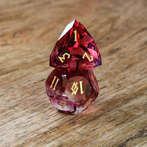 STRAWBERRY MULTIFACETED GLASS DICE SET