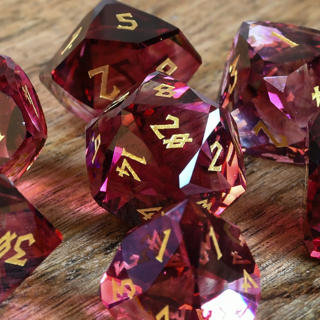 STRAWBERRY MULTIFACETED GLASS DICE SET