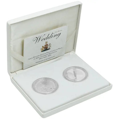 2011 £5 UK ROYAL WEDDING PRINCE WILLIAM AND CATHERIN MIDDLETON 2-COIN PROOF SILVER SET